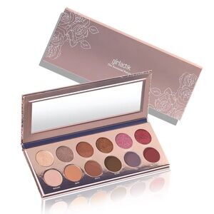NEW Girlactik The Essential Eyeshadow Palette